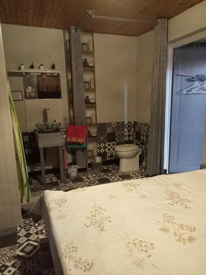 Le Repaire Des Ecureuils Bed & Breakfast Bourg-Argental Bagian luar foto